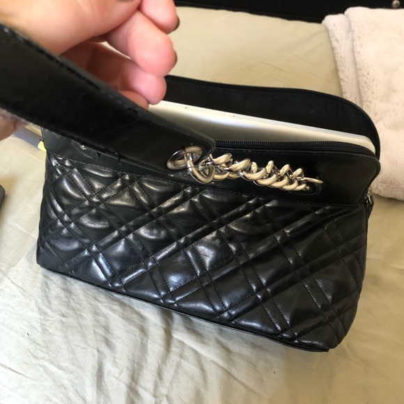 Kenneth Cole handbag - Picture 5 of 10